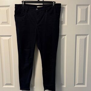 Levi’s 311 shaping skinny jeans